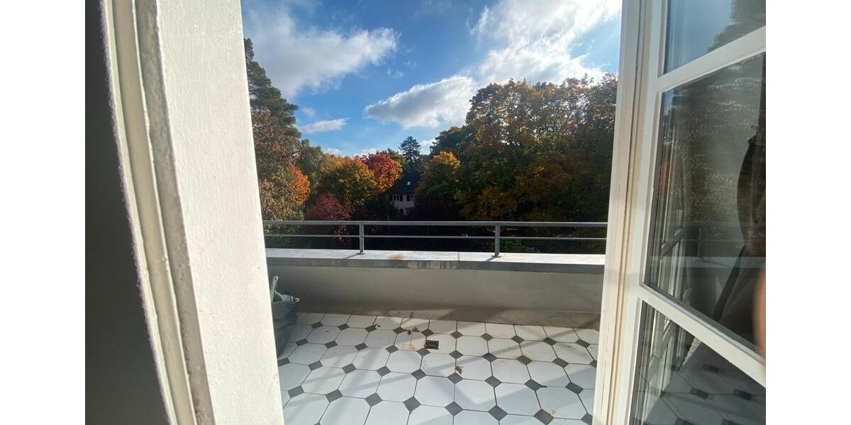 Dachgeschoßwohnung Kleinmachnow - 4 Zimmer, 131 m&sup2;, 749.000&euro; | Angebot:26515680