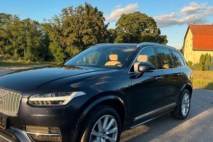 Volvo XC90 180.000 km 23.000 &euro; Berlin 12099