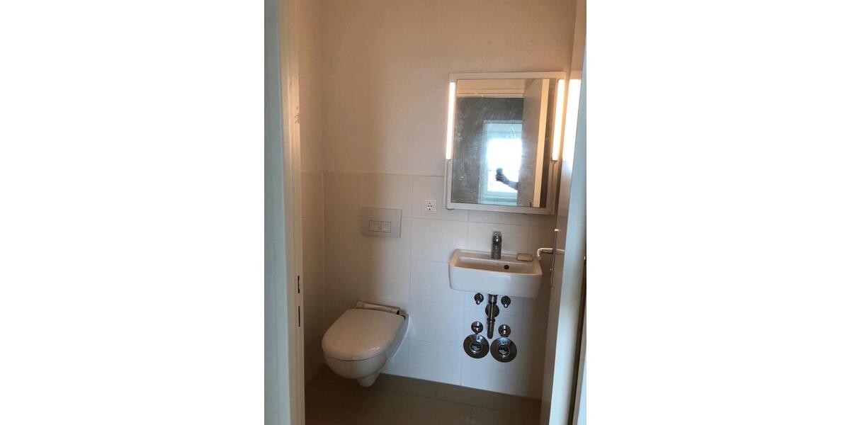 Etagenwohnung Berlin Reinickendorf - 3 Zimmer, 85 m&sup2;, 1.600&euro; | Angebot:26670979