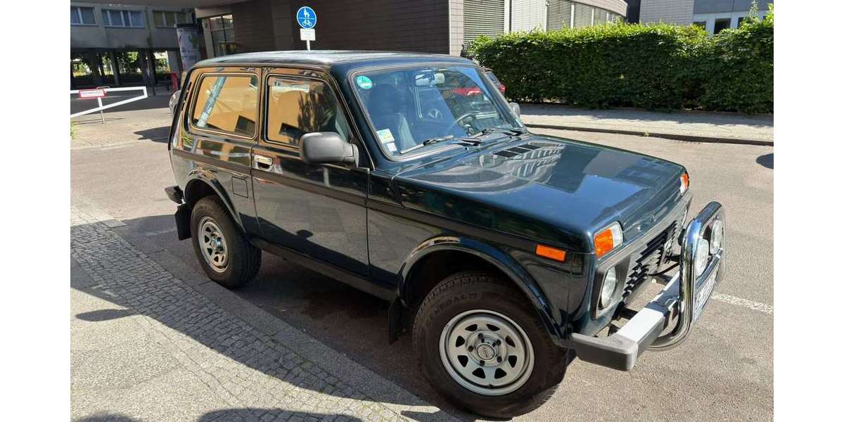 Lada Niva 4.715 km 9.500 &euro; Berlin, Stadt 10777