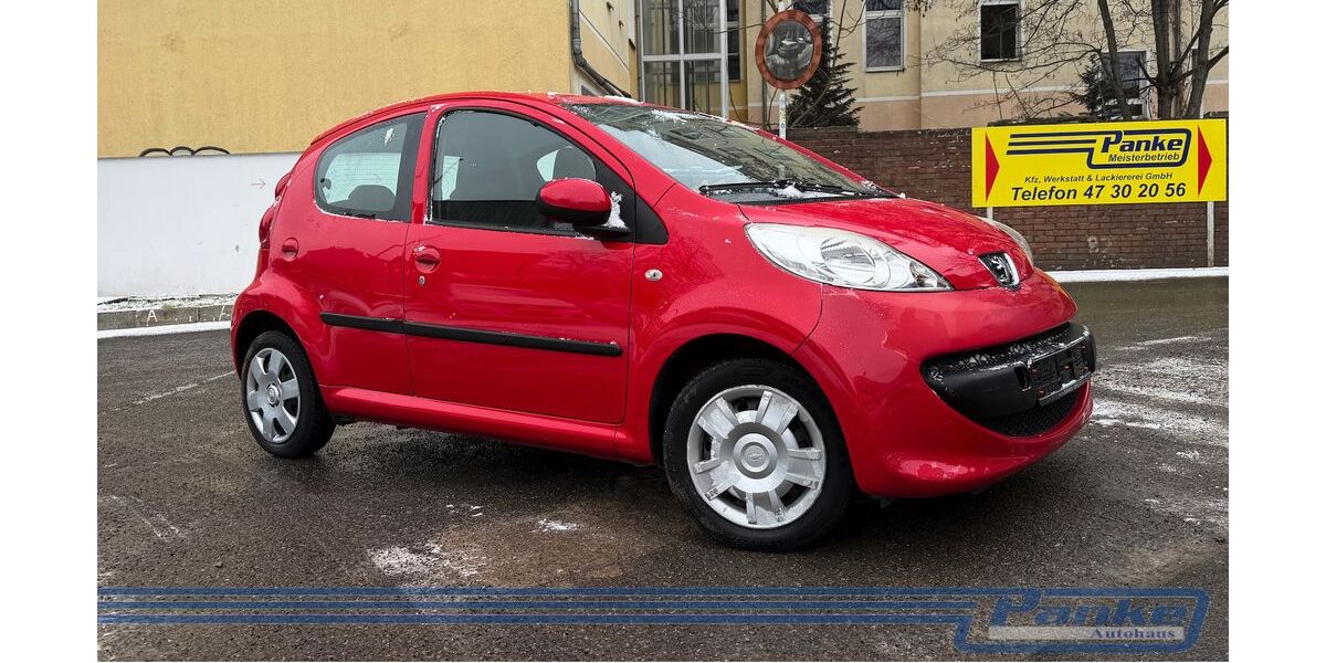 Peugeot 107 140.497 km 2.350 &euro; Berlin - Pankow 13187