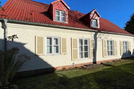 Haus Berlin Marzahn-Hellersdorf - 8 Zimmer, 160 m&sup2;, 570.000&euro; | Angebot:24995547