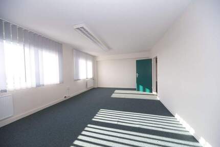 Gewerbeobjekt Berlin Marzahn - 1 Zimmer, 25 m&sup2;, 450&euro; | Angebot:24941798