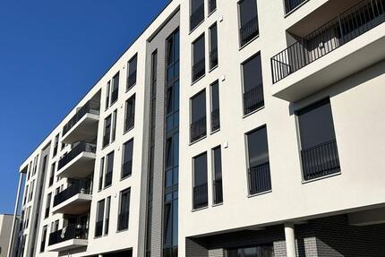 Elegantes 4 Zimmer Penthouse in Oranienburg mit Balkon und Blick ins Grüne. 4 zimmer