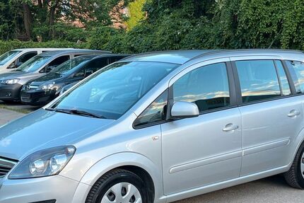 Opel Zafira 75.113 km 8.999 &euro; Berlin 13127