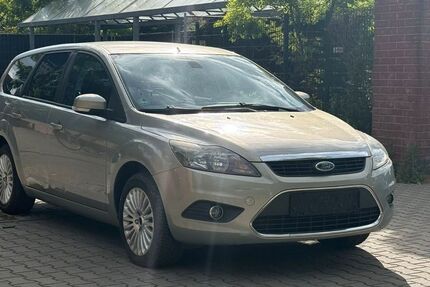 Ford Focus 174.000 km 2.300 &euro; Berlin 12527