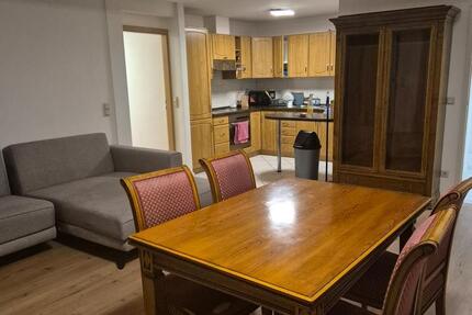 Wohnung Berlin Marzahn-Hellersdorf - 3 Zimmer, 100 m&sup2;, 50&euro; | Angebot:26250832