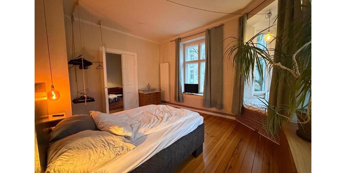 Etagenwohnung Berlin Neukölln - 3 Zimmer, 100 m&sup2;, 1.950&euro; | Angebot:24731017