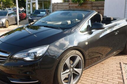Opel Cascada 127.408 km 11.900 &euro; Berlin 12683
