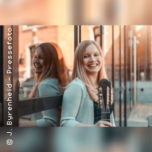 Juliane Byrenheid (Klassische Gitarre)