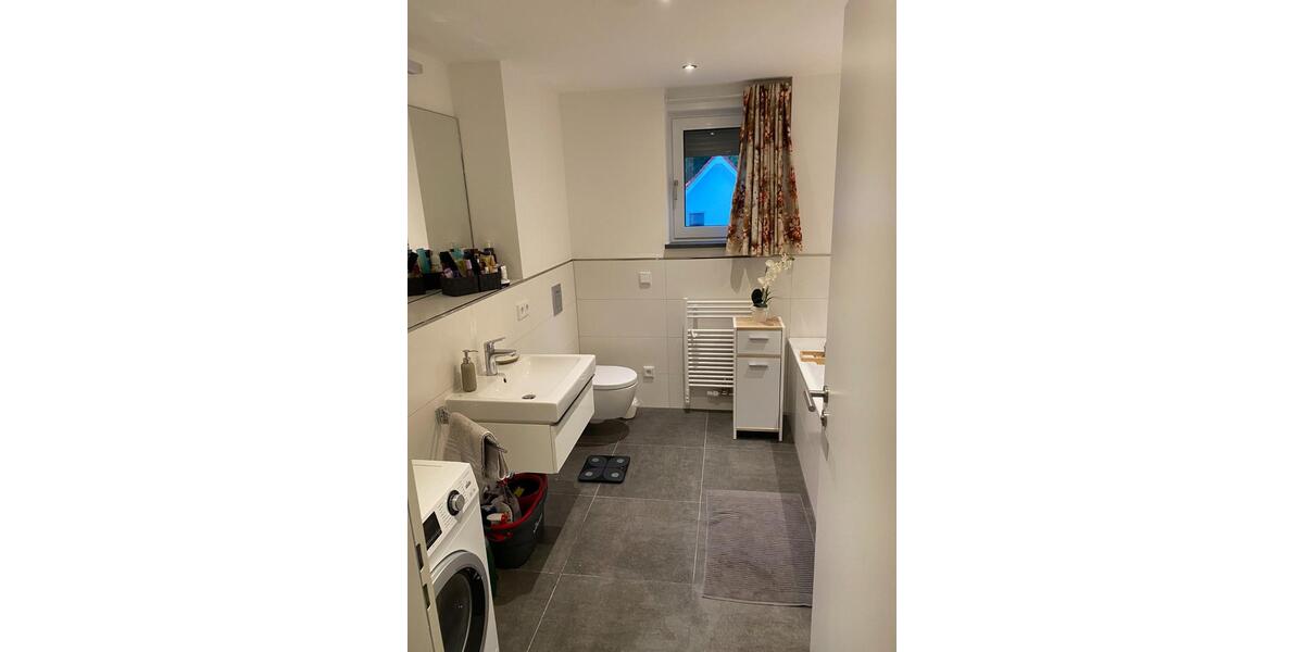 Etagenwohnung Berlin Marzahn-Hellersdorf - 2 Zimmer, 67 m&sup2;, 1.206&euro; | Angebot:24184004