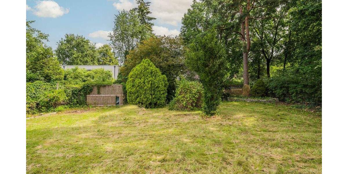 Großzügiges Eckgrundstück in bester Lage zimmer