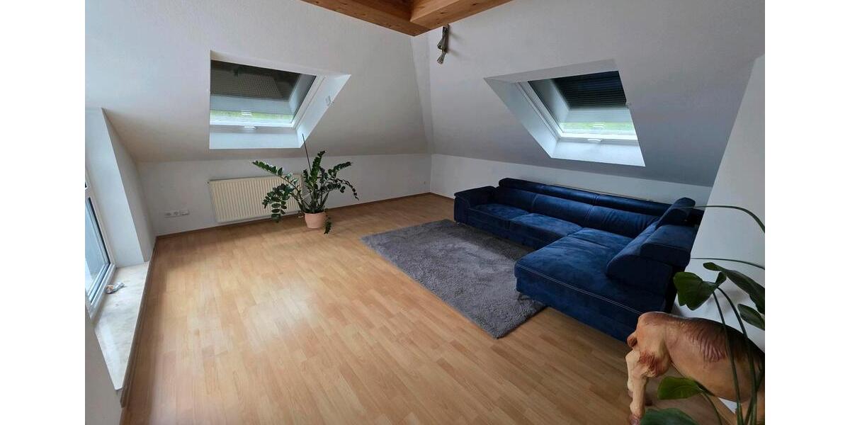 Dachgeschoßwohnung Kleinmachnow - 2 Zimmer, 70 m&sup2;, 1.176&euro; | Angebot:26481403