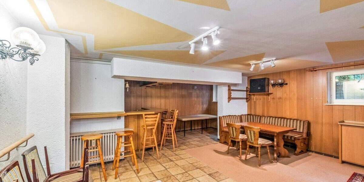 Mehrfamilienhaus, Wohnhaus Berlin Frohnau - 8 Zimmer, 303 m&sup2;, 1.390.000&euro; | Angebot:25712047