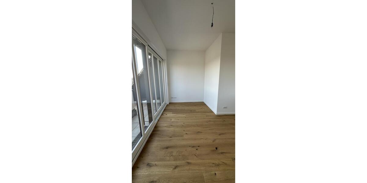 Einfamilienhaus Ludwigsfelde - 3 Zimmer, 141 m&sup2;, 1.960&euro; | Angebot:23081568