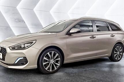 Hyundai i30 61.990 km 17.490 &euro; Berlin 12683