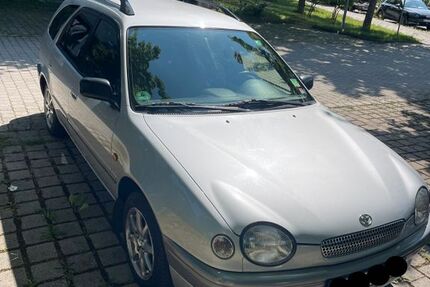 Toyota Corolla 136.686 km 7.500 € Berlin 10117
