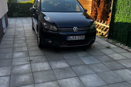 VW Touran 233.000 km 7.990 &euro; Berlin 12351