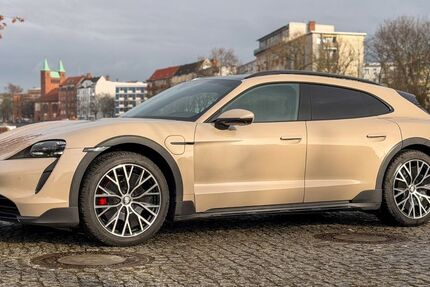 Porsche Taycan 47.658 km 62.899 &euro; Berlin 10587