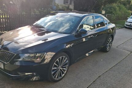 Skoda Superb 99.748 km 14.900 &euro; Kleinmachnow 14532