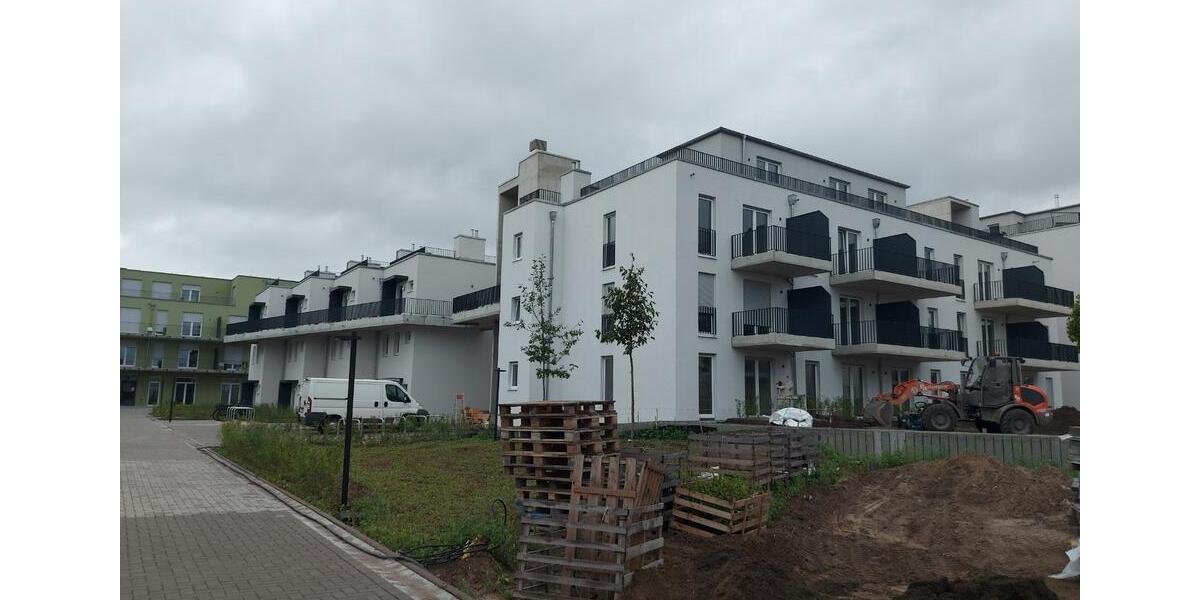 Maisonettenwohnung Ludwigsfelde - 5 Zimmer, 160 m&sup2;, 2.100&euro; | Angebot:23619866