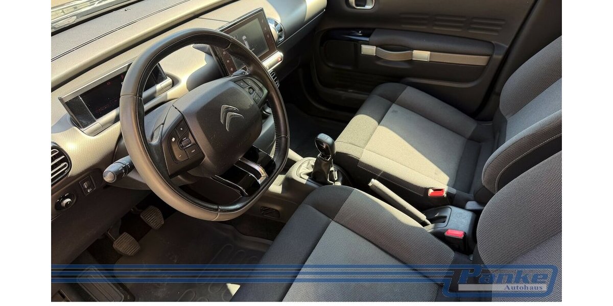 Citroen C4 Cactus Business 1.2*SHZ*NAV*USB*Kamera*LED* 105.469 km 7.600 &euro; Berlin 13187