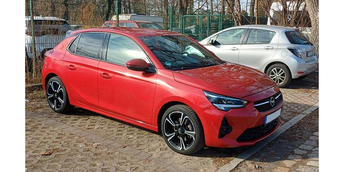 Opel Corsa 39.500 km 15.700 &euro; Berlin 13583