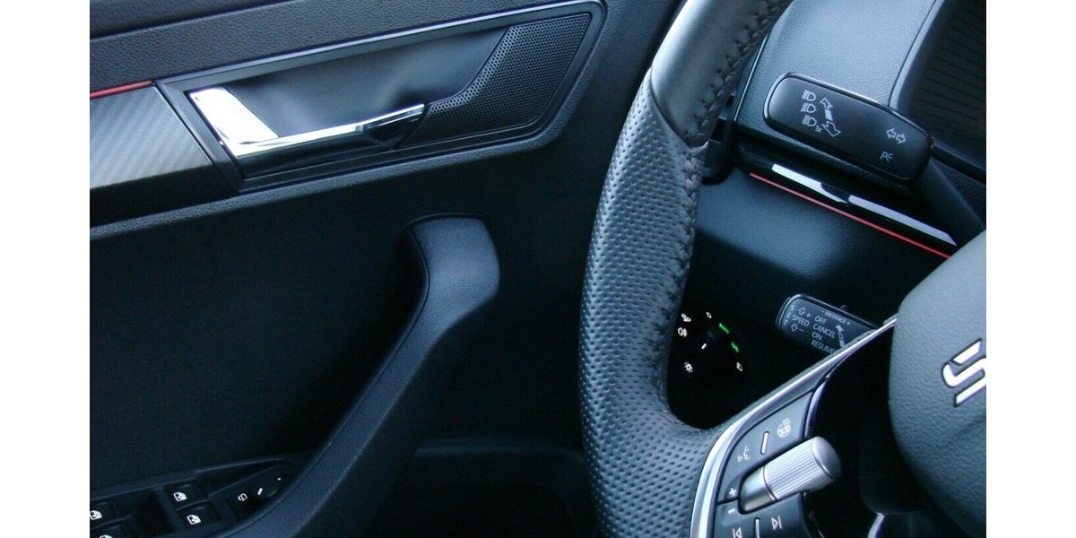 Skoda Karoq 2,0TSI Sportline 4x4 ACC Columbus 360º 3.987 km 37.980 &euro; Falkensee 14612