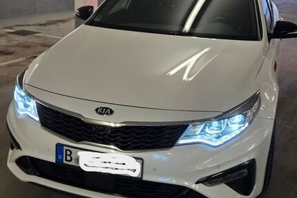 Kia Optima 124.600 km 16.300 &euro; Berlin 12489