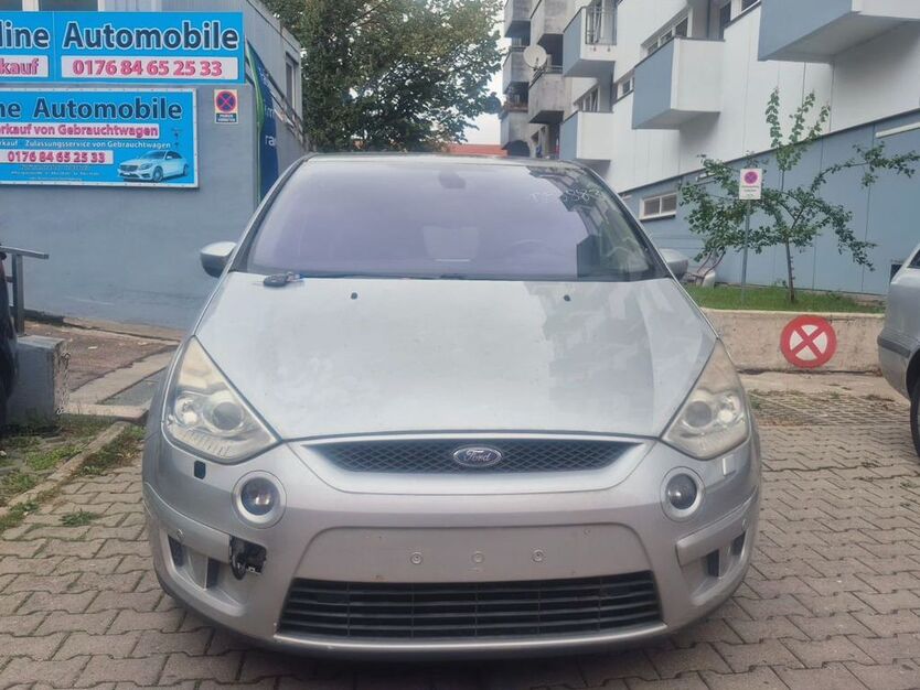 Ford S-Max 160.000 km 4.300 € Berlin 12105