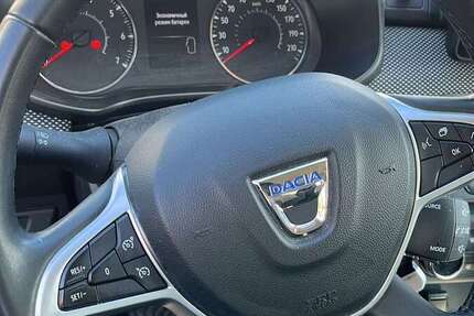 Dacia Sandero 46.000 km 16.000 € Berlin 10117