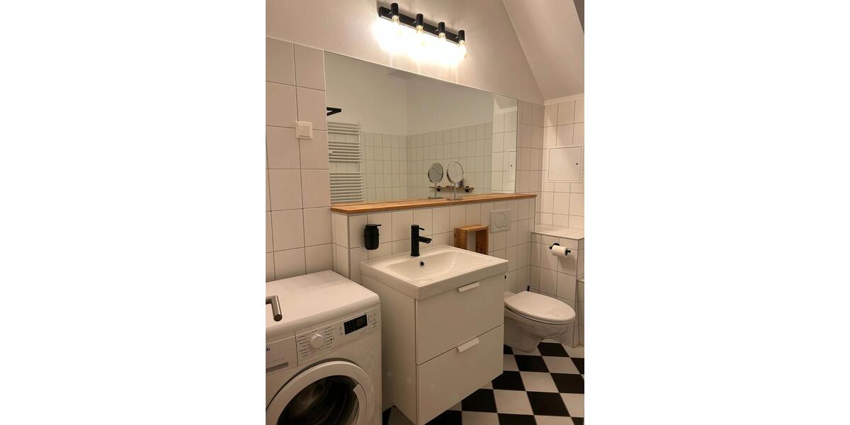 Dachgeschoßwohnung Berlin Pankow - 4 Zimmer, 105 m&sup2;, 2.650&euro; | Angebot:26647751