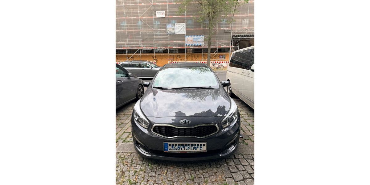 Kia ceed / Ceed 60.850 km 10.300 &euro; Berlin 10717