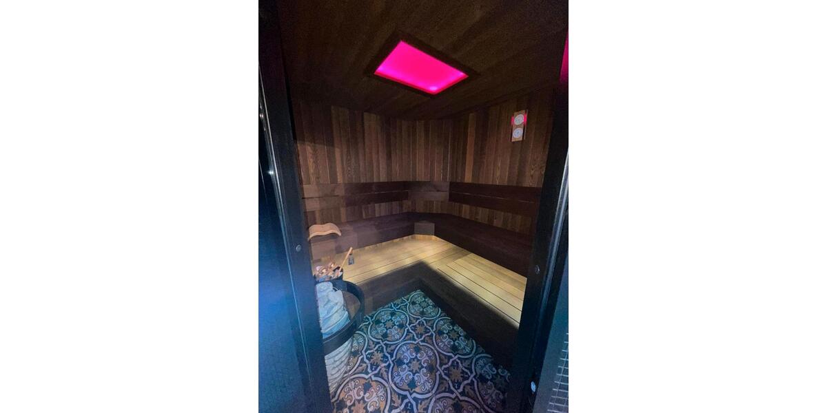 Einfamilienhaus Hennigsdorf - 8 Zimmer, 244 m&sup2;, 1.250.000&euro; | Angebot:24513360