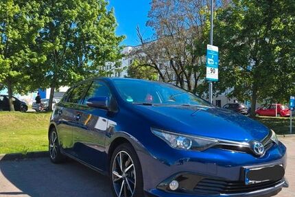 Toyota Auris 91.800 km 14.500 &euro; Berlin 10367