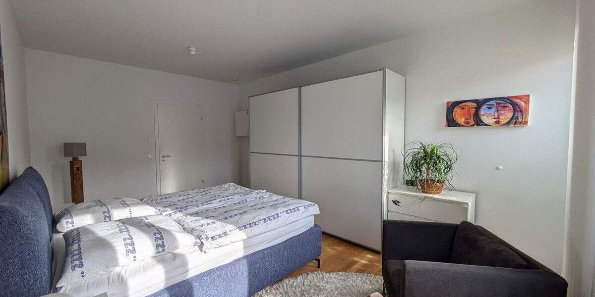 Etagenwohnung Potsdam Nördliche Innenstadt - 3 Zimmer, 129 m&sup2;, 2.200&euro; | Angebot:25760449