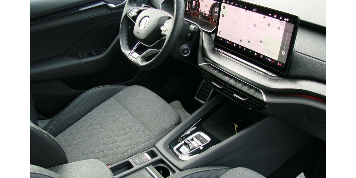 Skoda Octavia 2.0TDi Sportline LED 360º Canton HUD 39.383 km 30.980 &euro; Falkensee 14612