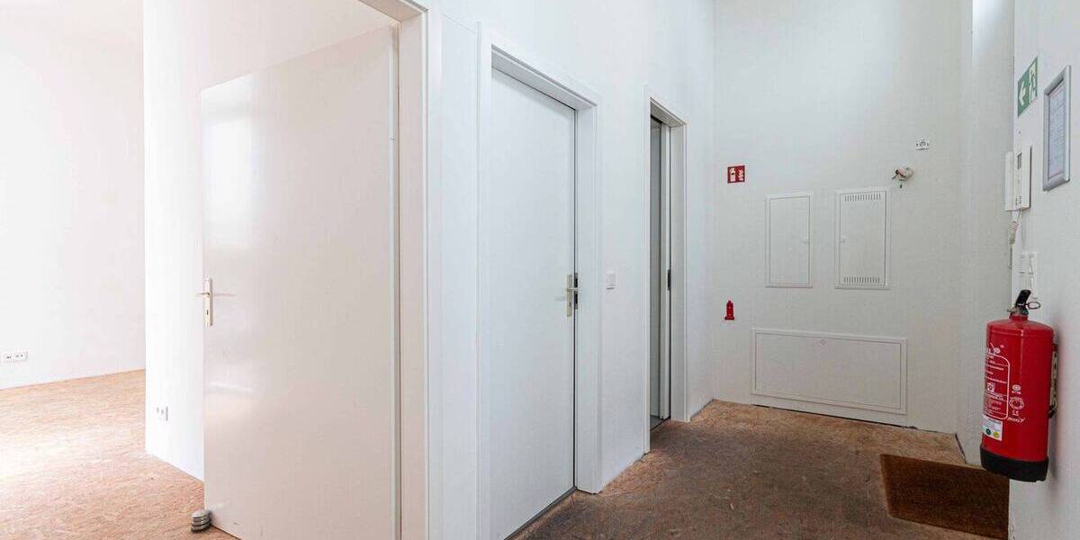 Gewerbeobjekt Berlin-Mitte Mitte - 4 Zimmer, 5.625&euro; | Angebot:26569030