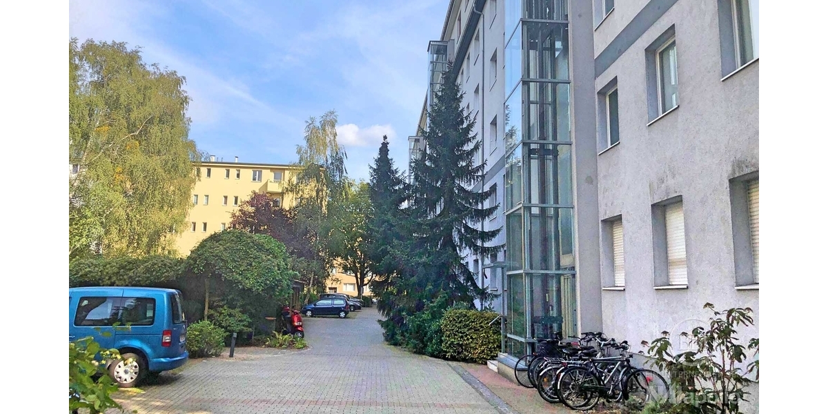 PRAKTISCHE HOCHPARTERRE-WOHNUNG MIT GROSSEM BALKON IM BEGEHRTEN BAYERISCHEN VIERTEL! - Erdgeschoßwohnung Berlin Schöneberg | Angebot:23242966