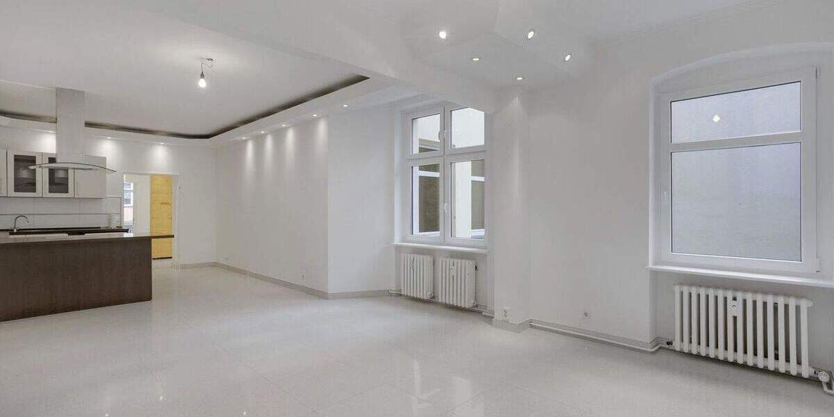 Lichtdurchflutete modernisierte Altbauwohnung mit flexiblem Grundriss - 100?m² im Gartenhaus 3 zimmer