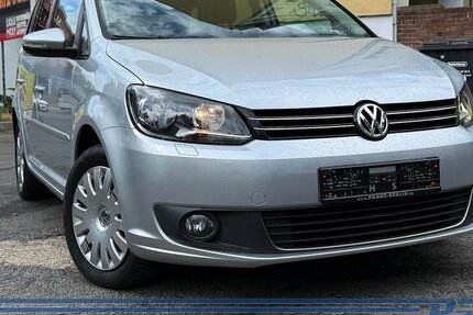 VW Touran Comfortline*7-sitz*AHK*Navi*SHZ*Tempo* 138.823 km 11.890 &euro; Berlin 13187