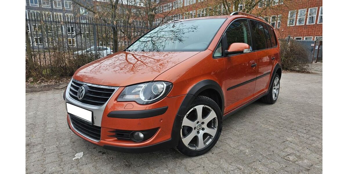 VW Touran 194.000 km 5.990 &euro; Berlin 13353