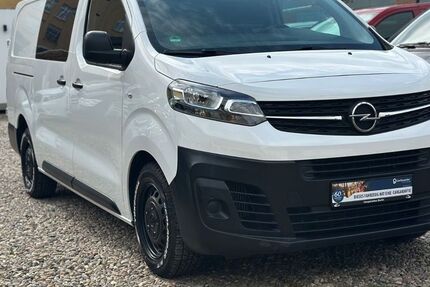 Opel Vivaro 99.000 km 18.700 &euro; Berlin 14059