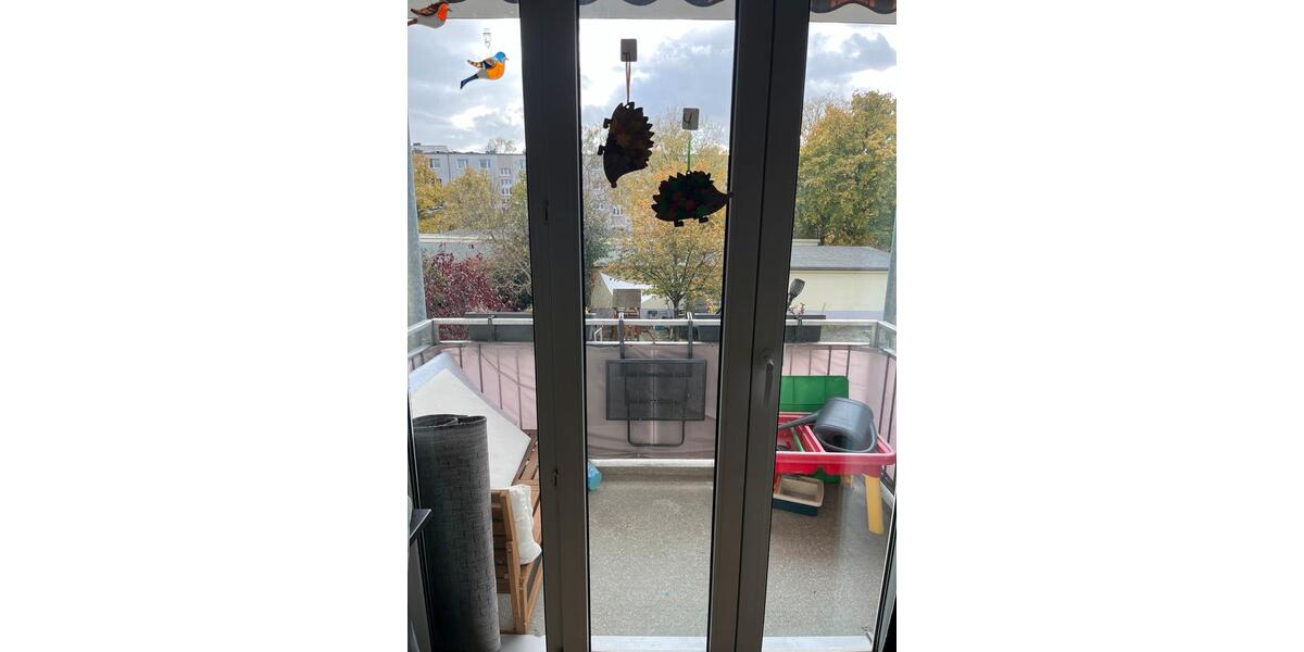 Etagenwohnung Berlin Treptow-Köpenick - 3 Zimmer, 80 m&sup2;, 1.050&euro; | Angebot:27717944