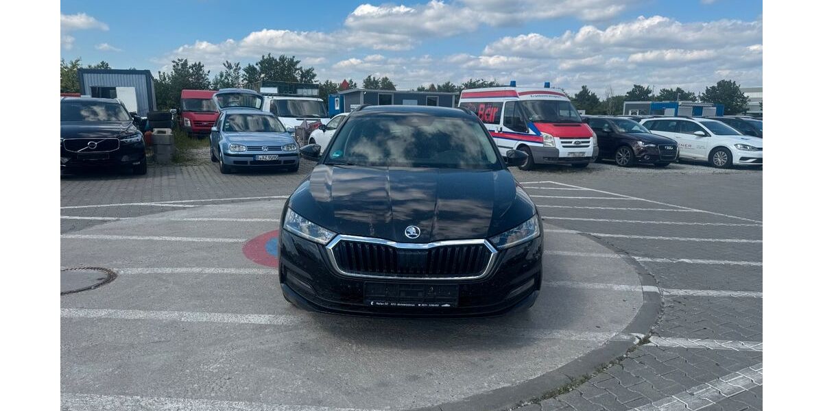 Skoda Octavia 204.405 km 12.499 &euro; Mittenwalde 15749