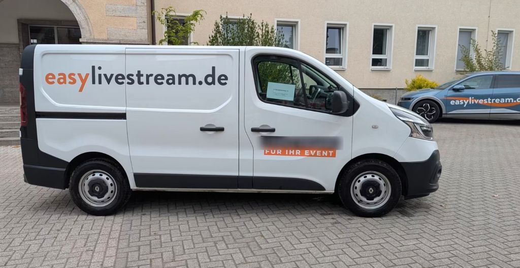 Renault Trafic 22.000 km 19.000 &euro; Berlin 10407