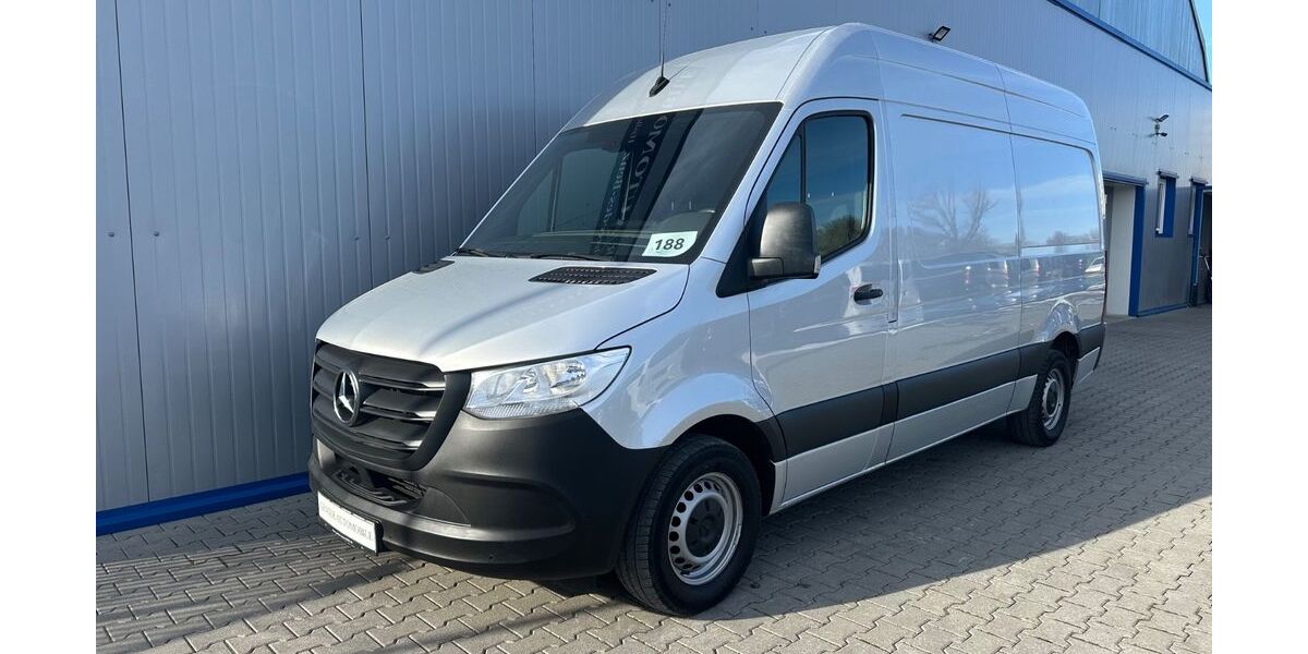 Mercedes-Benz Sprinter 38.894 km 29.799 &euro; Berlin 13055