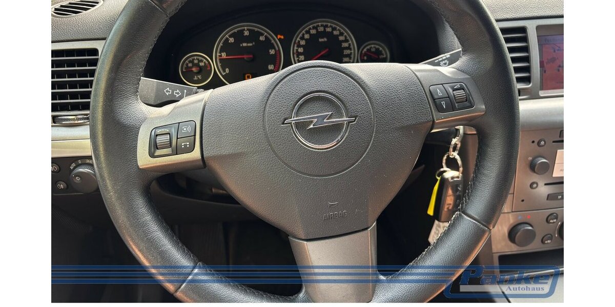 Opel Vectra Edition*Automatik*Xenon*Navi*TÜV09/26* 239.132 km 3.380 &euro; Berlin 13187