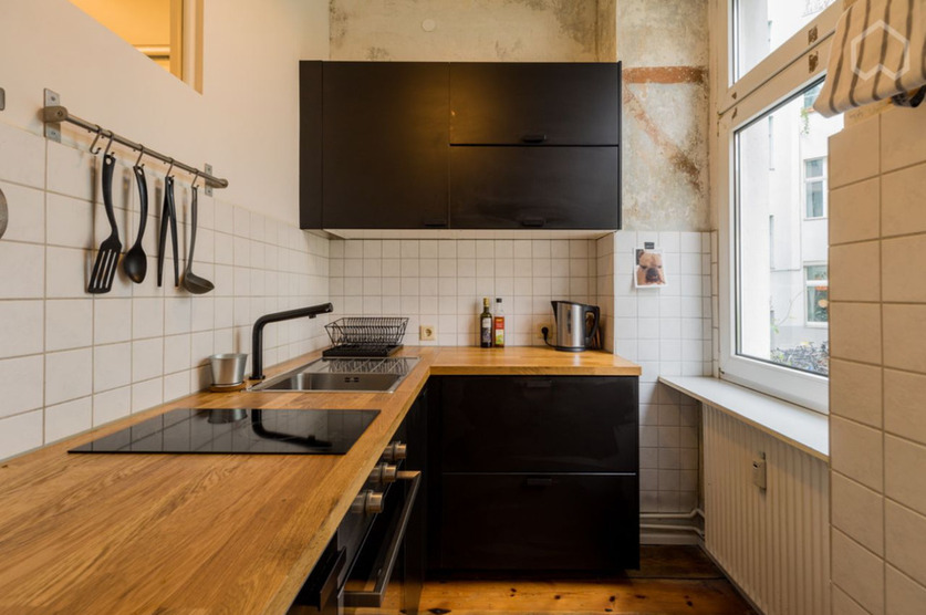 2 Zimmer Altbau - Wrangelkiez Görli - bezugsfrei & provisionsfrei