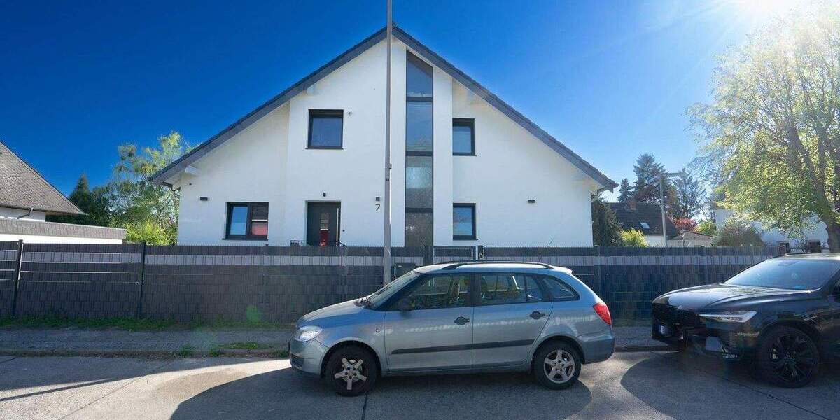 Einfamilienhaus Berlin Marienfelde - 7 Zimmer, 156 m&sup2;, 899.000&euro; | Angebot:24699159